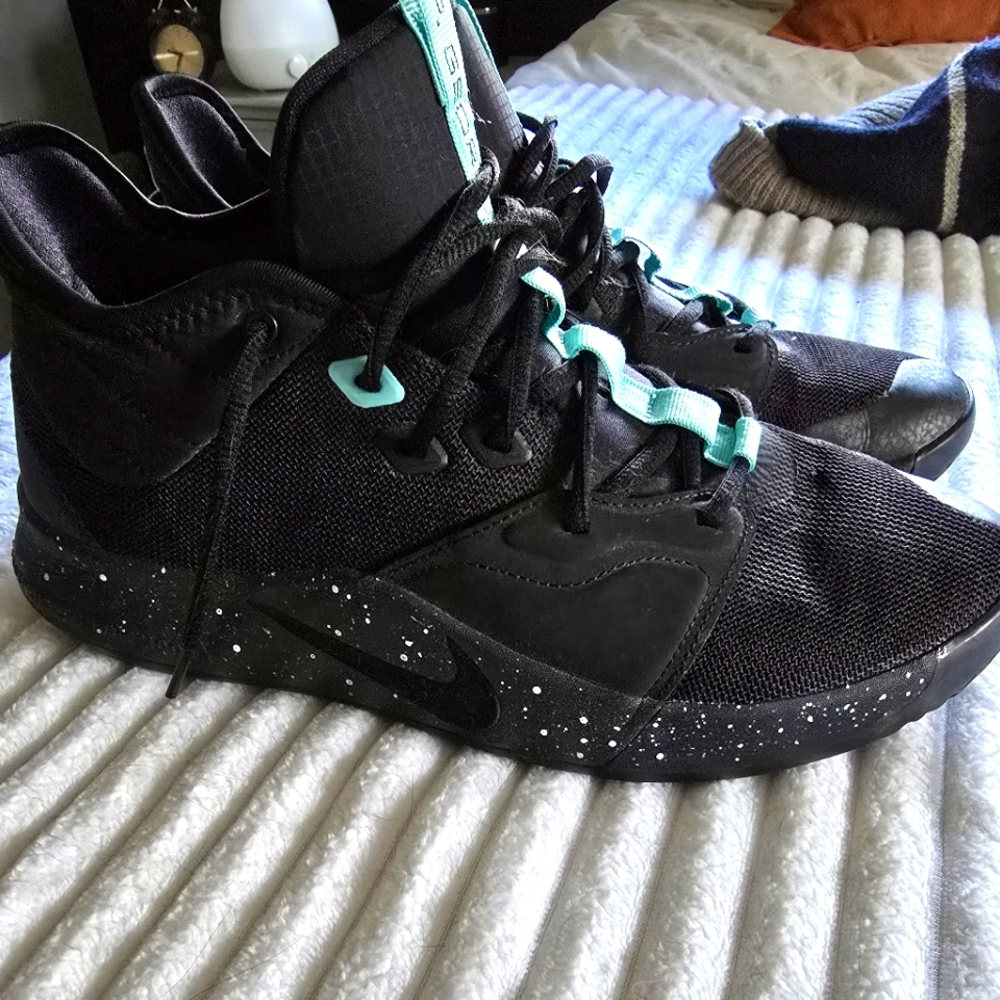 Nike PG 3 Basketball Shoes, Size 10.5